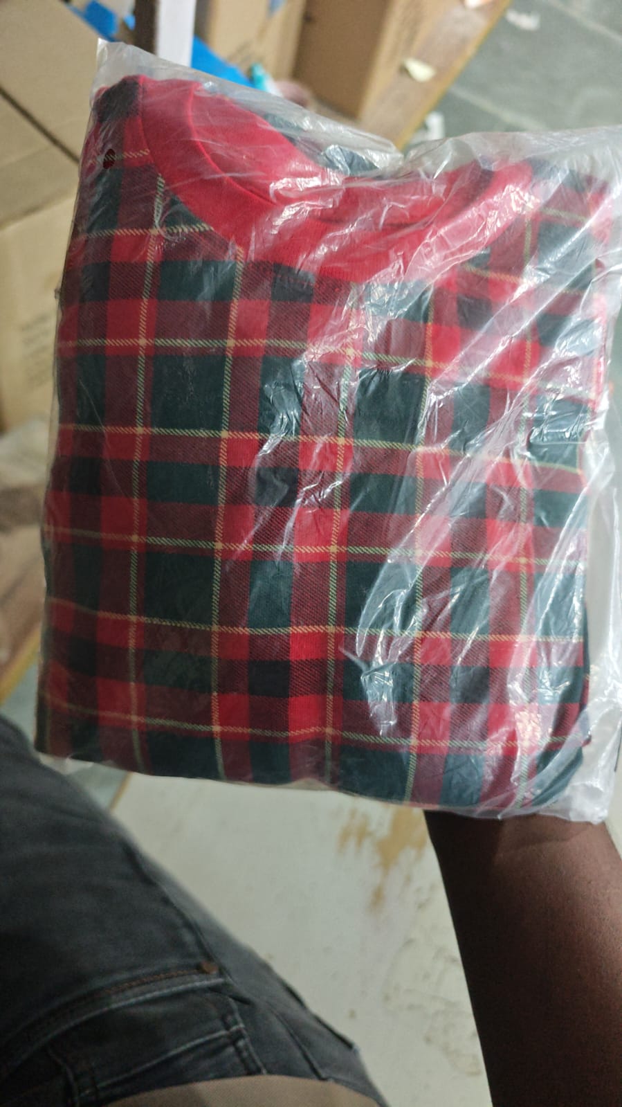ReD and Green Checks